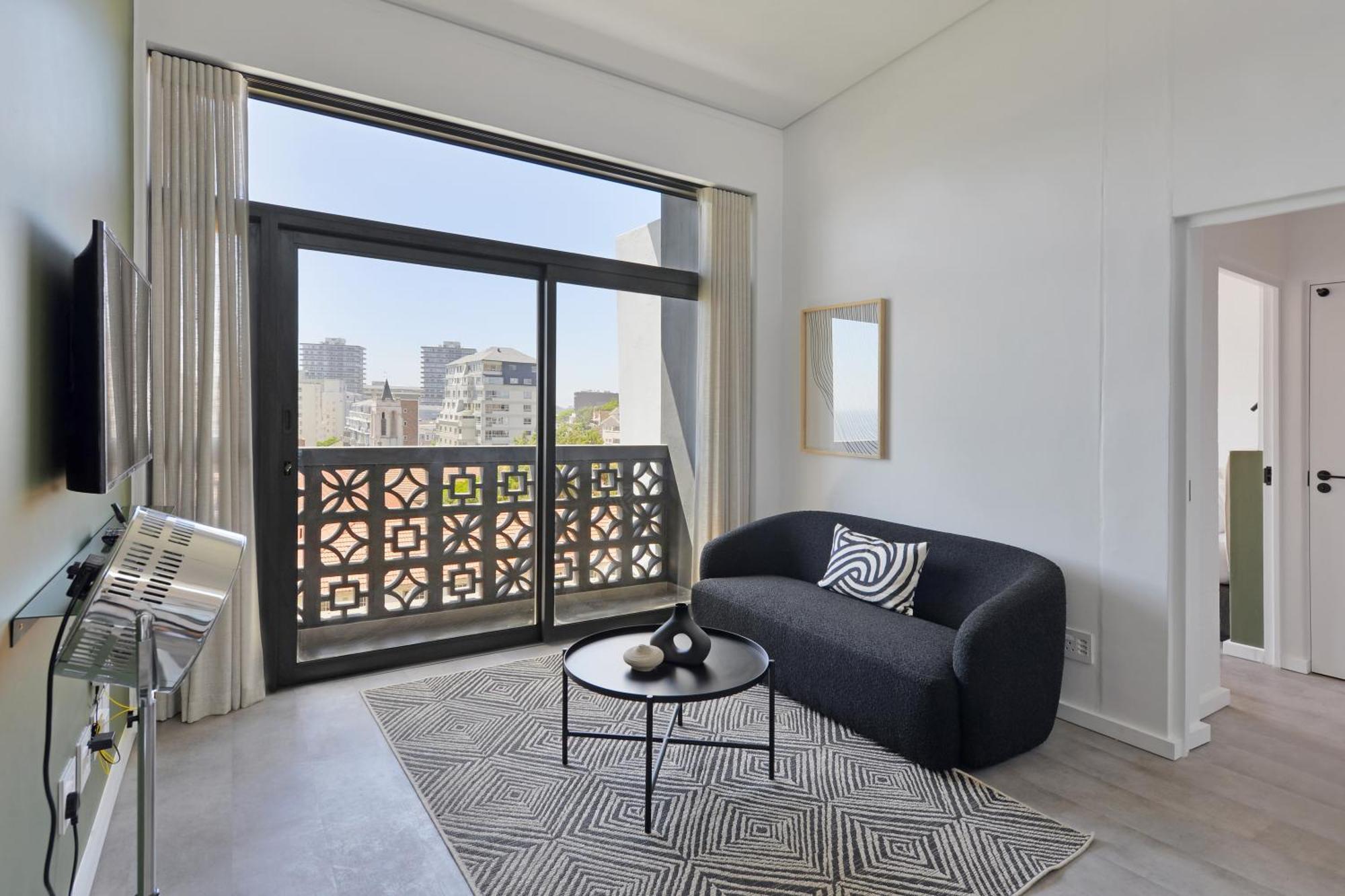 Sixonn By Fluent - Serviced Apartments Cape Town Room photo